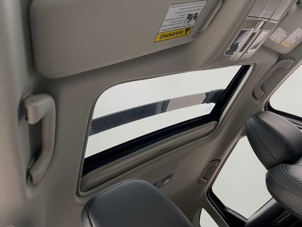 Used 2025 MAZDA CX-5 AWD 2.5 S w/ Premium Plus Pkg image 6