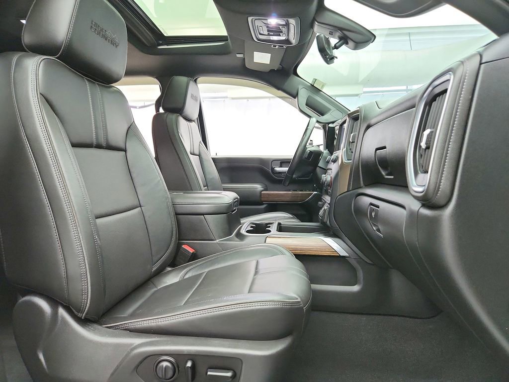 Used 2020 Chevrolet Silverado 2500 High Country w/ LPO, Dark Essentials Package AWD/4WD image 32