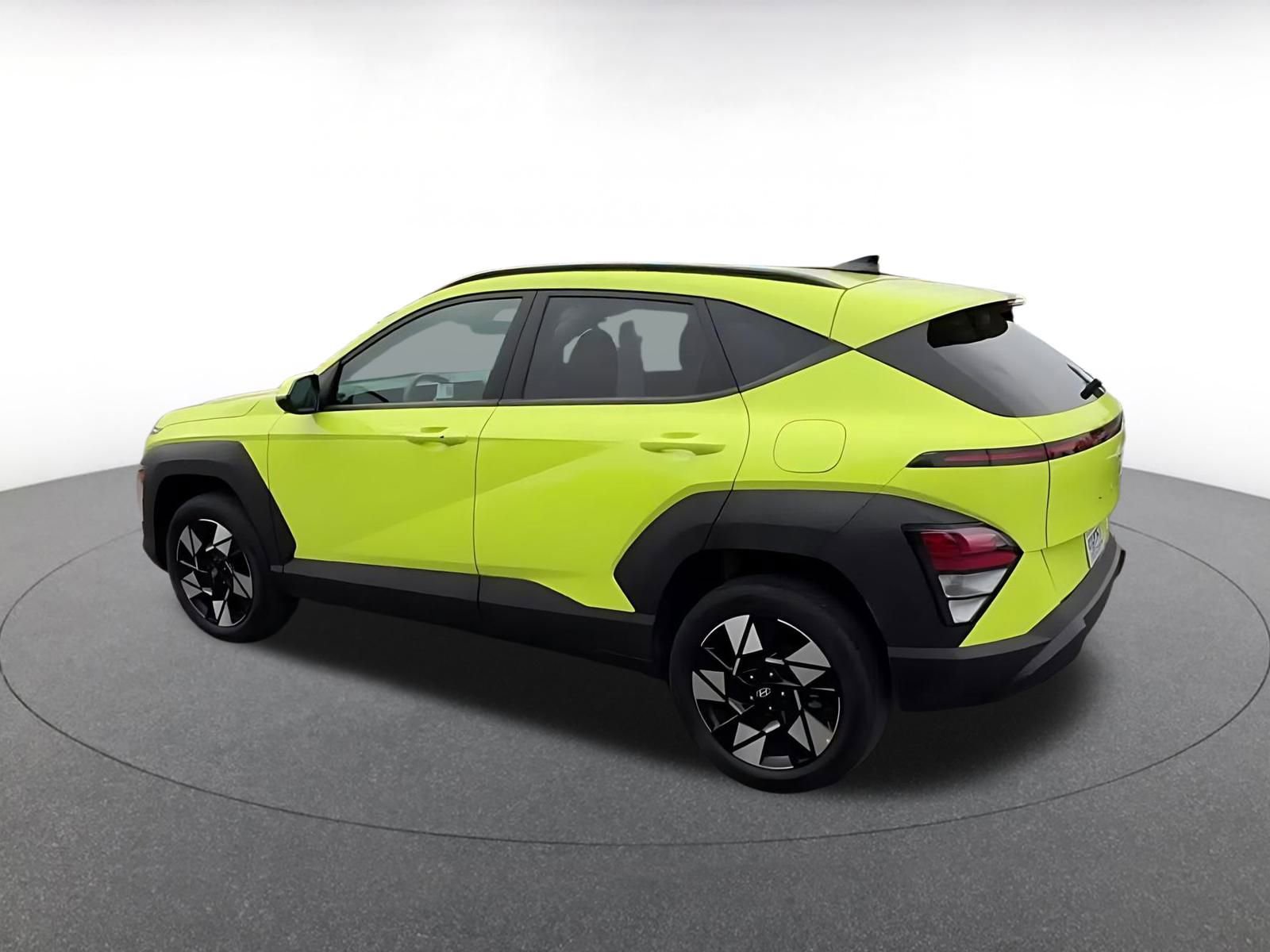 Used 2025 Hyundai Kona SEL image 10
