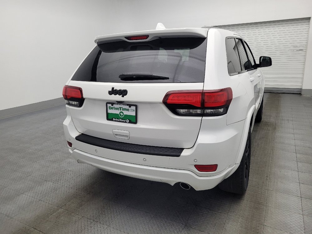 Used 2019 Jeep Grand Cherokee Altitude RWD image 7