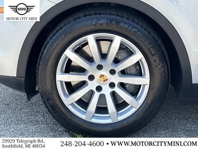 Used 2021 Porsche Cayenne S AWD/4WD image 11