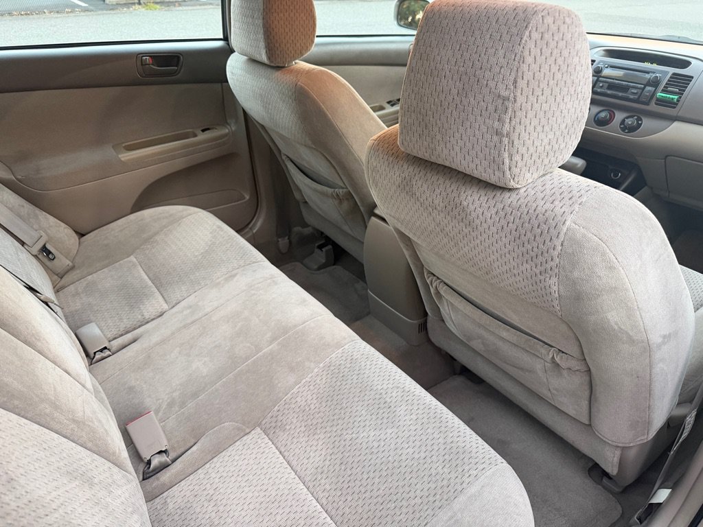Used 2004 Toyota Camry FWD image 14