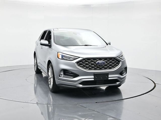Used 2021 Ford Edge Titanium w/ Equipment Group 301A image 4
