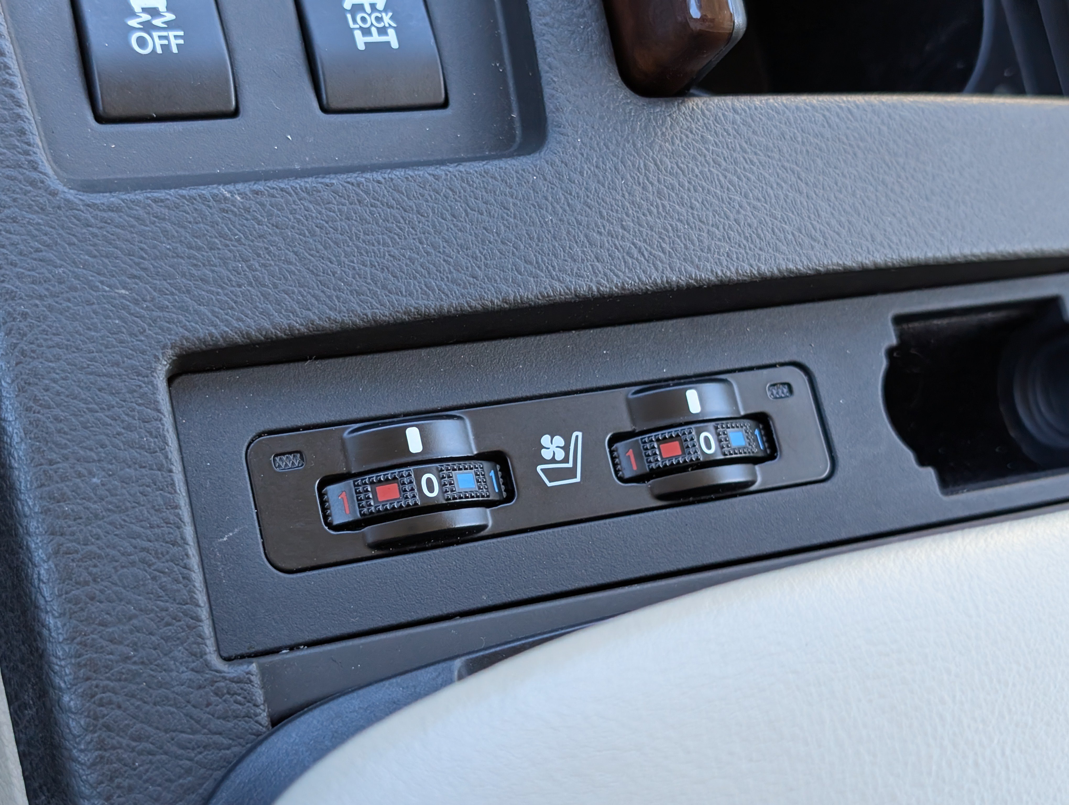 Used 2014 Lexus RX 350 AWD image 23