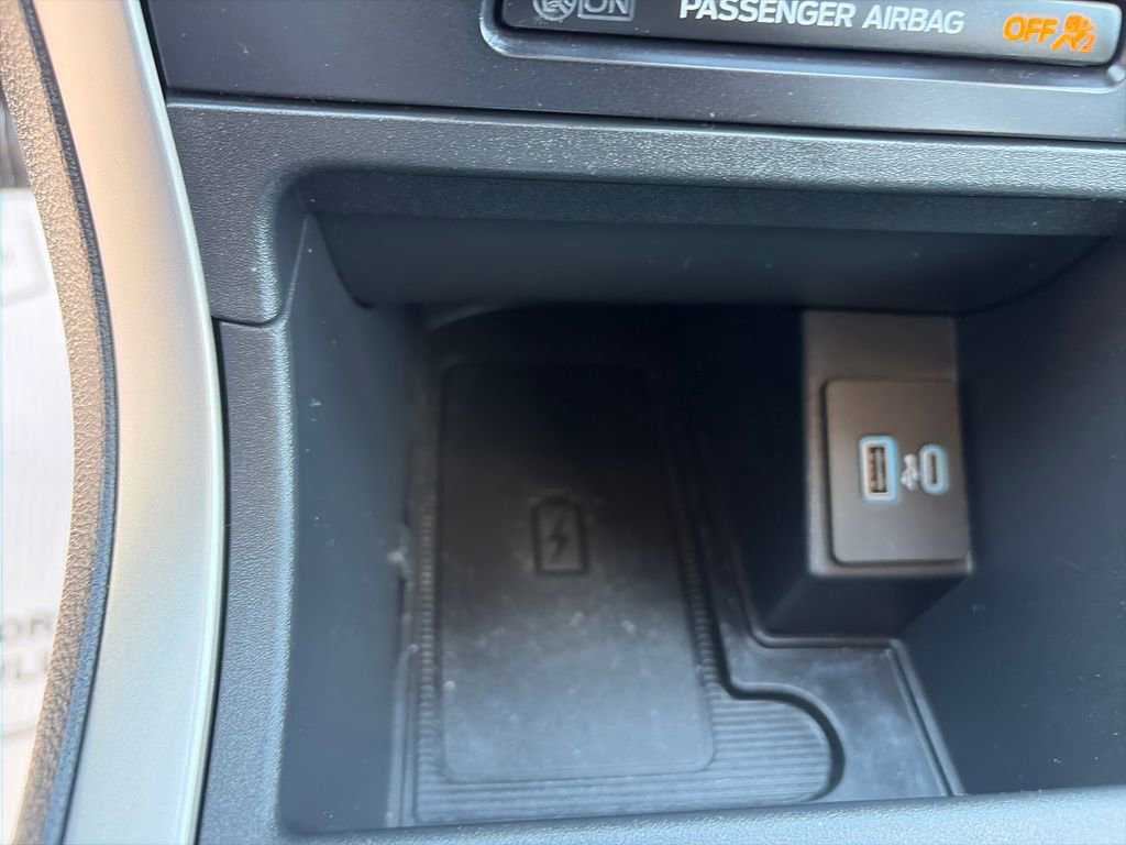 Used 2024 Ford Edge SEL w/ Convenience Package image 23