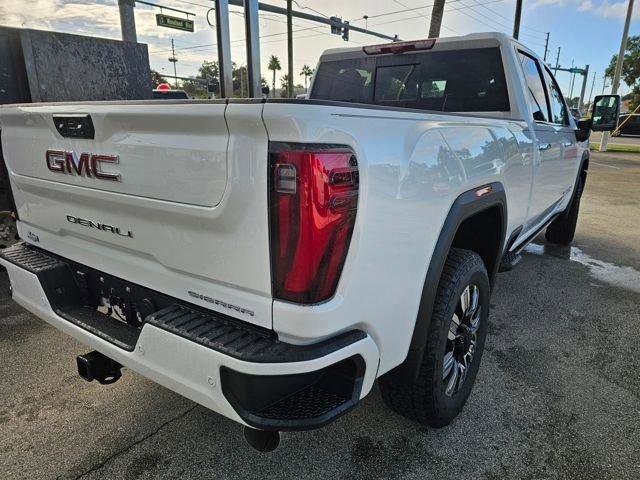 New 2026 GMC Sierra 2500 Denali w/ Denali Reserve Package image 6