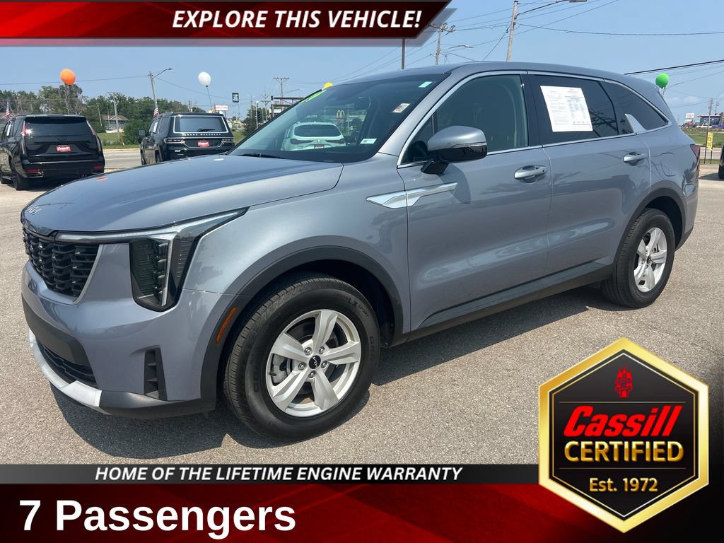 Used 2024 Kia Sorento LX FWD image 1
