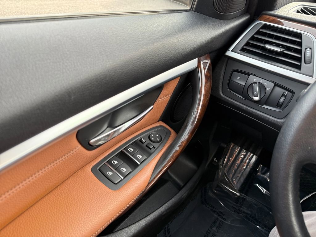 Used 2016 BMW 328i xDrive Sedan image 28