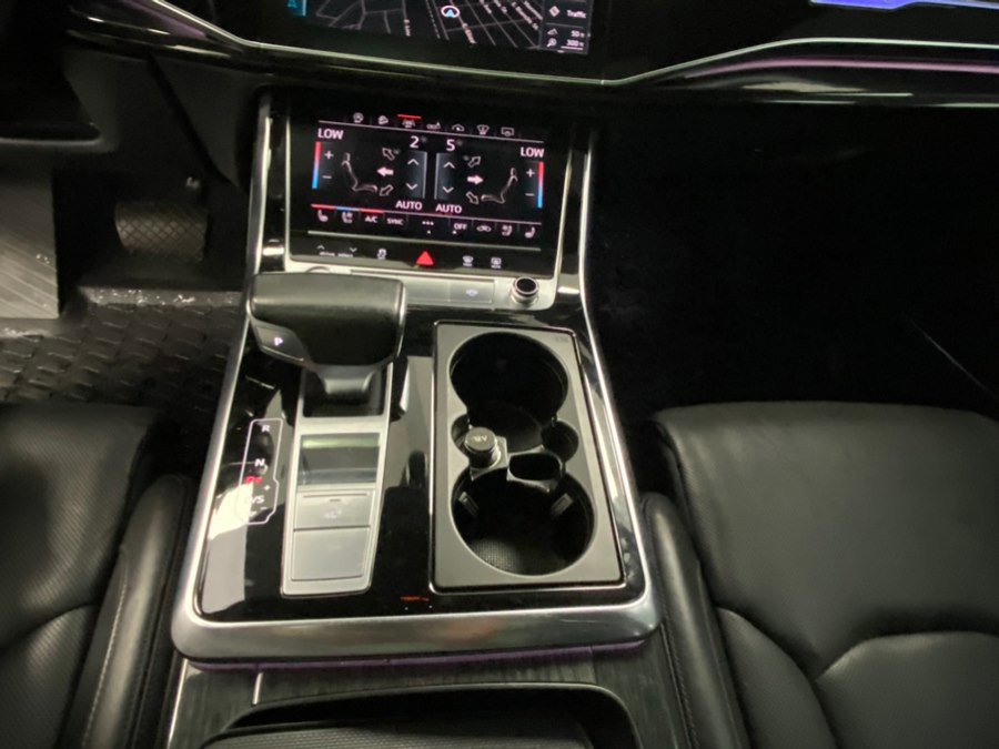 Used 2019 Audi Q8 Prestige AWD/4WD image 30