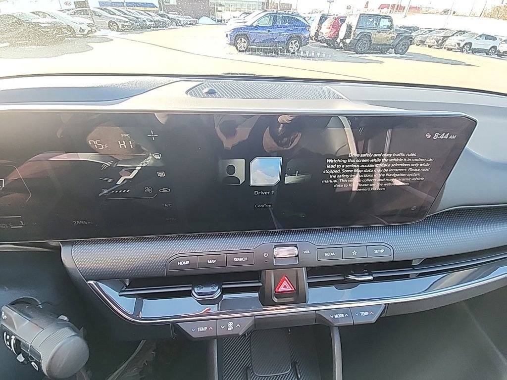 Used 2025 Kia K4 GT-Line w/ GT-Line Premium Package image 13