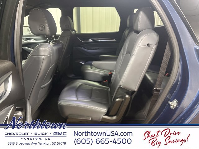 Used 2023 Buick Enclave Premium AWD/4WD image 25