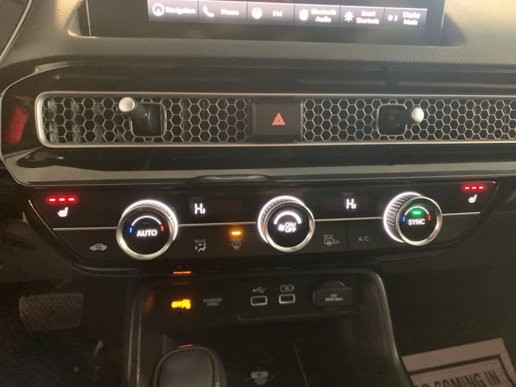 Used 2023 Honda Civic Touring image 18