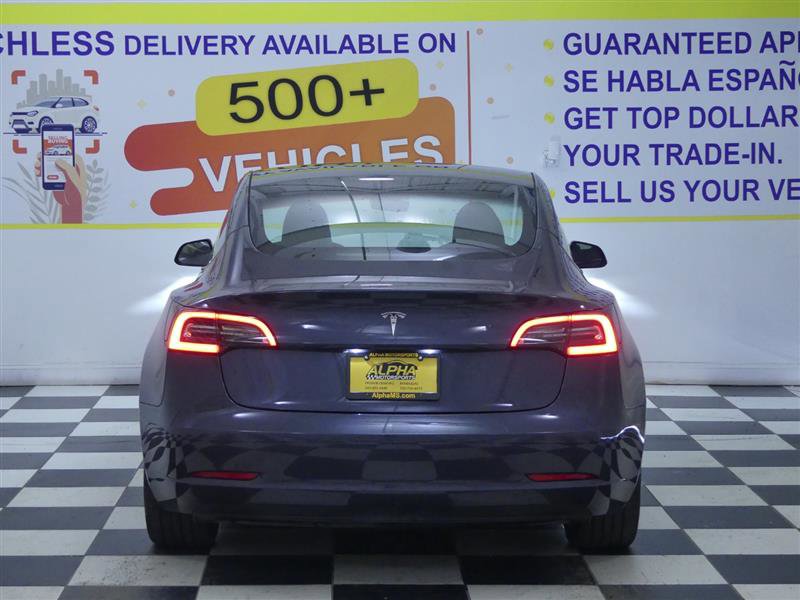 Used 2023 Tesla Model 3 Standard Range image 5