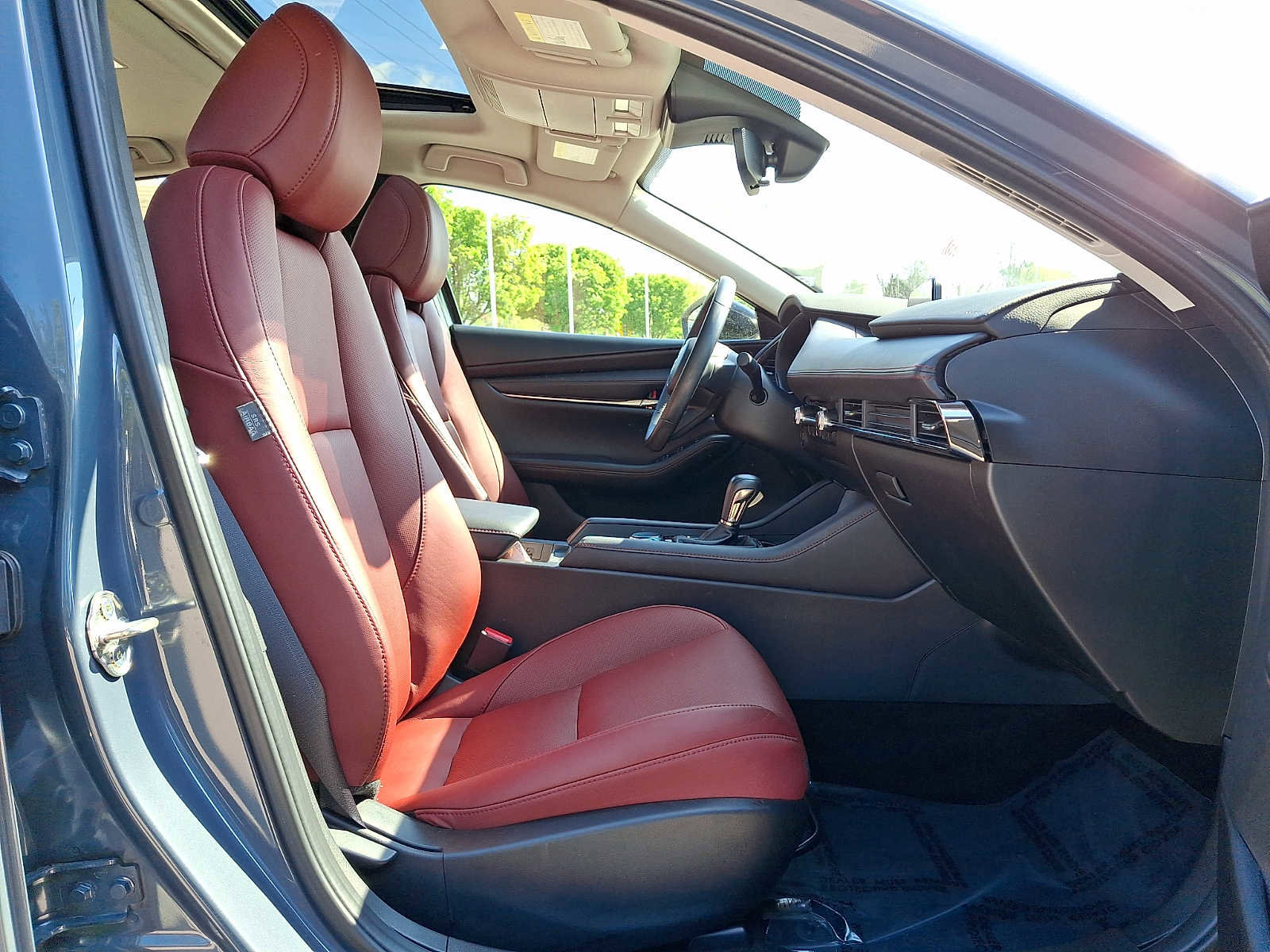 Used 2023 MAZDA MAZDA3 s FWD image 20