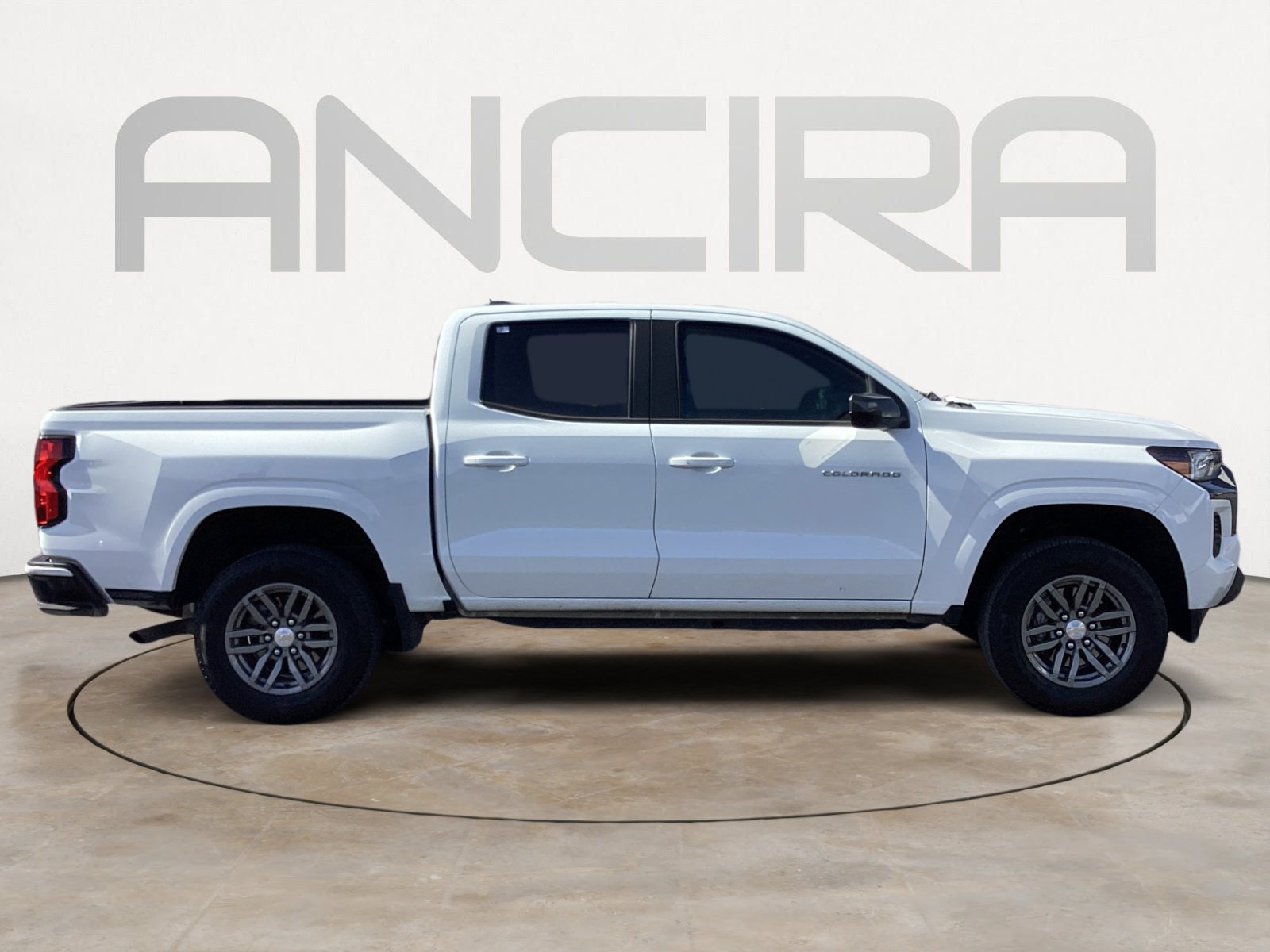 Used 2024 Chevrolet Colorado LT w/ LT Convenience Package II image 15