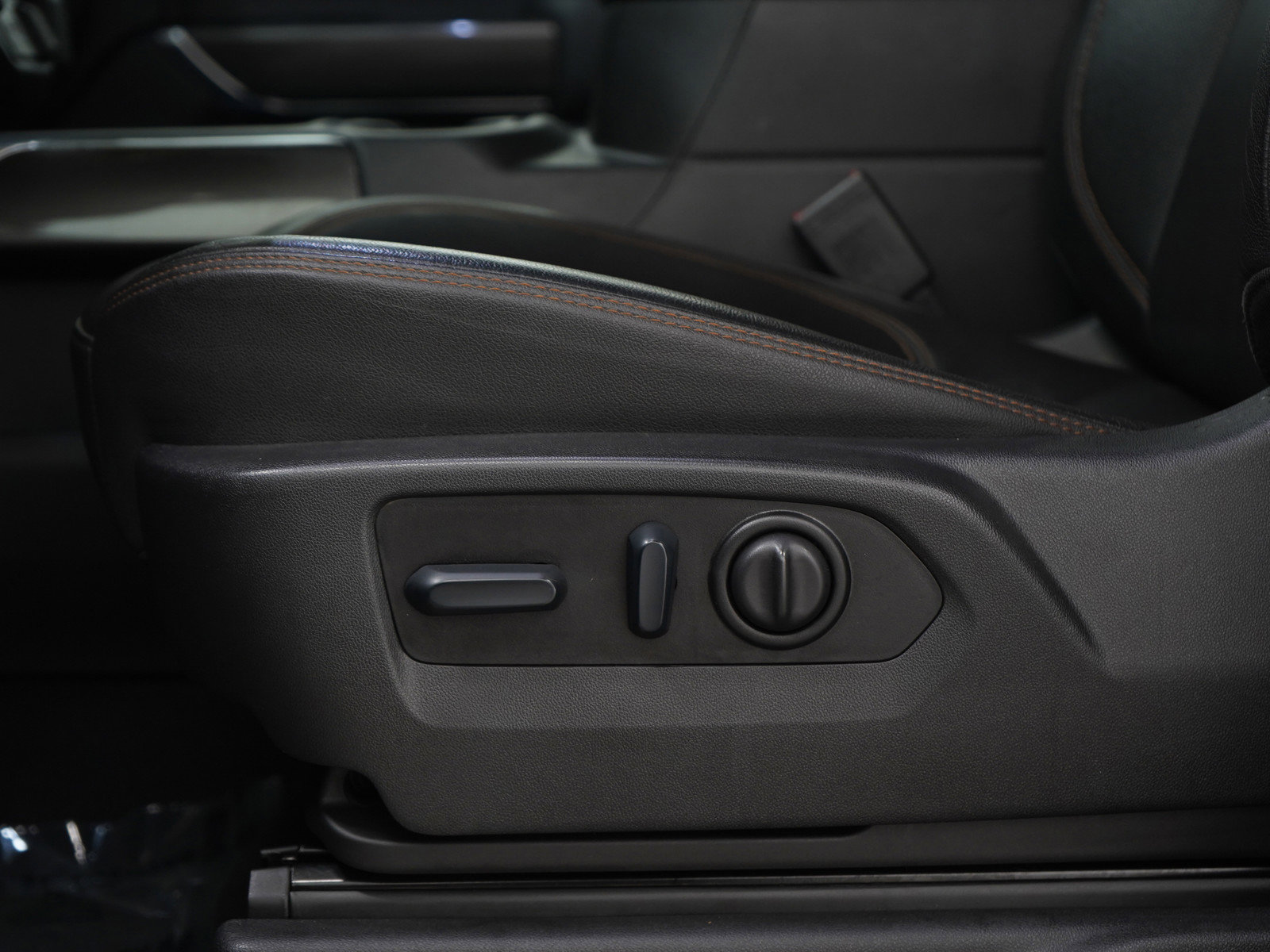 Used 2023 GMC Sierra 2500 AT4 w/ AT4 Preferred Package image 24