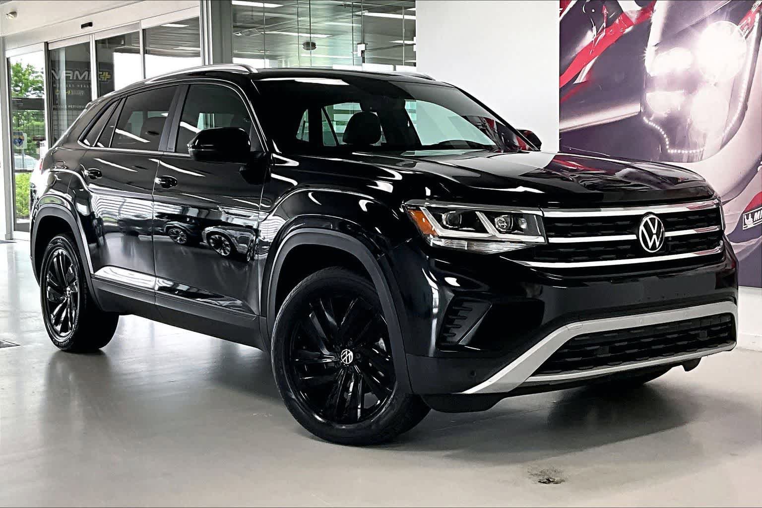 Used 2023 Volkswagen Atlas Cross Sport SE w/ Panoramic Sunroof Package AWD/4WD image 19