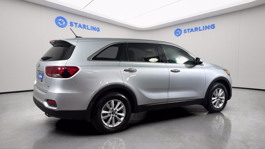 Used 2019 Kia Sorento FWD image 10