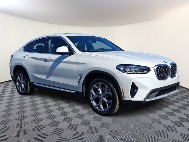 Used 2024 BMW X4 xDrive30i AWD/4WD image 1