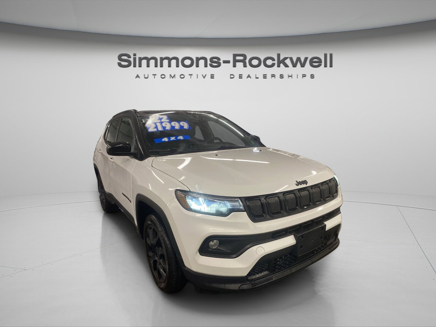 Used 2022 Jeep Compass Altitude w/ Convenience Group AWD/4WD image 3