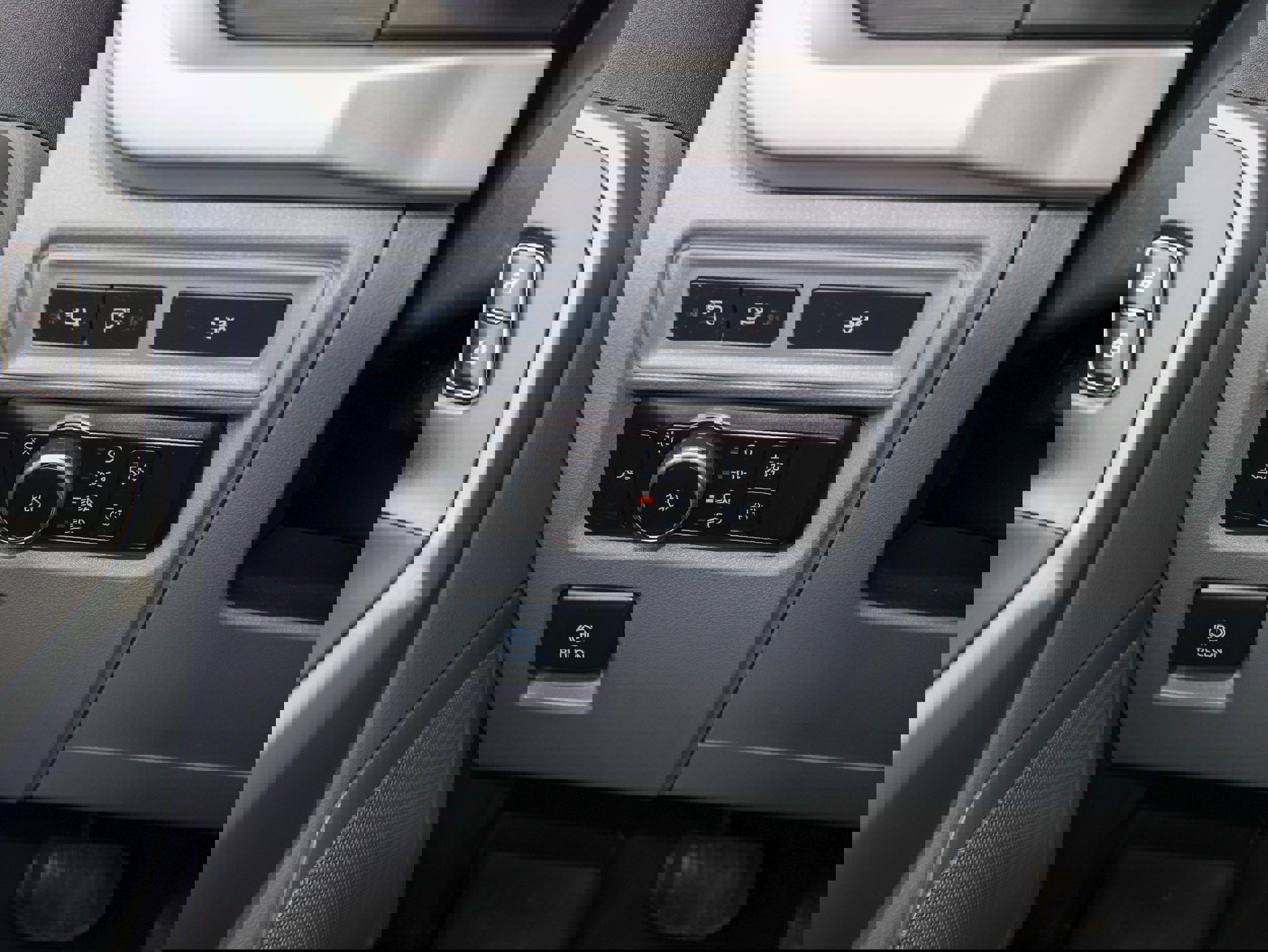 Used 2023 Ford F150 XLT w/ Equipment Group 302A High image 30