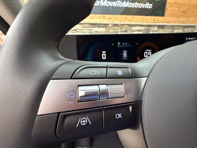 Certified 2024 Hyundai Kona SEL AWD/4WD image 25