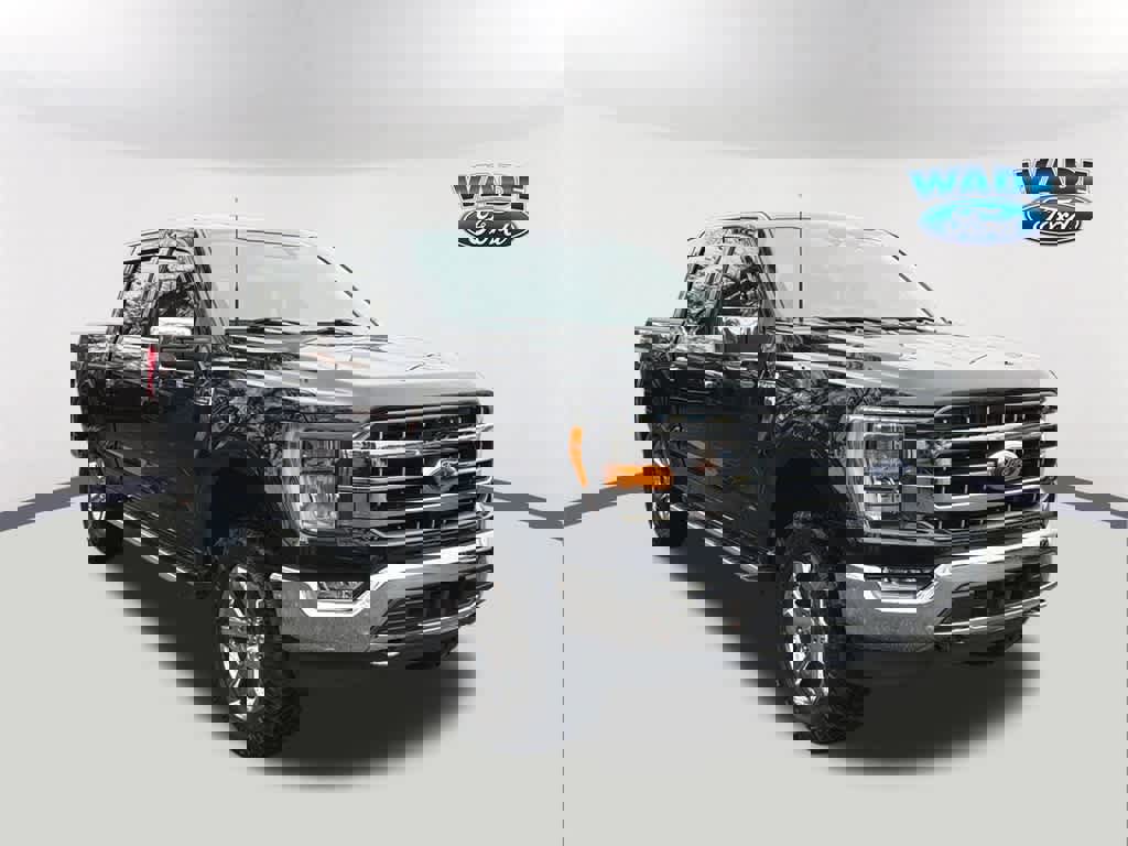 Used 2023 Ford F150 Lariat w/ Trailer Tow Package image 3