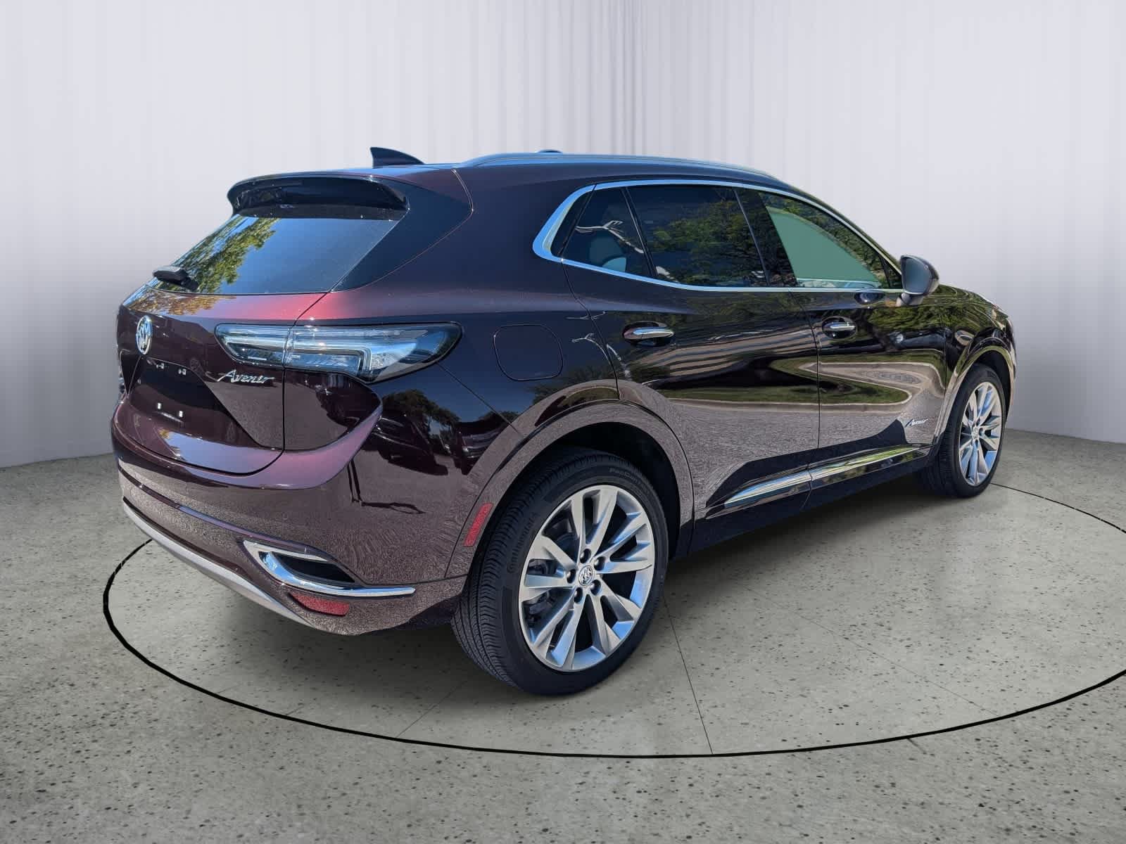 Certified 2023 Buick Envision Avenir AWD/4WD image 3