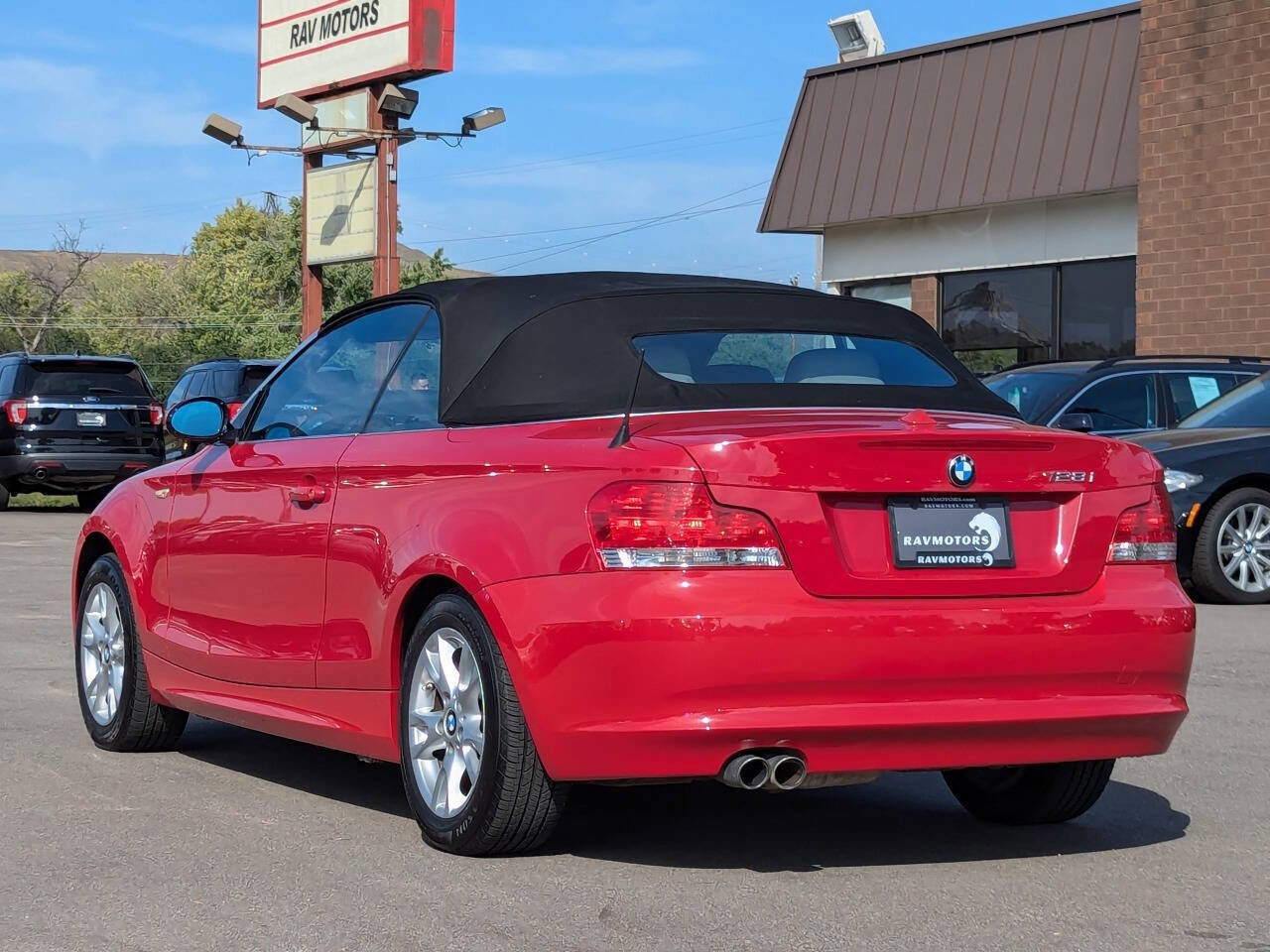Used 2008 BMW 128i Convertible RWD image 16