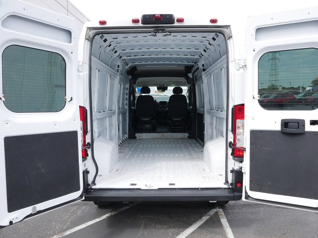 Used 2025 RAM ProMaster 2500 FWD image 7