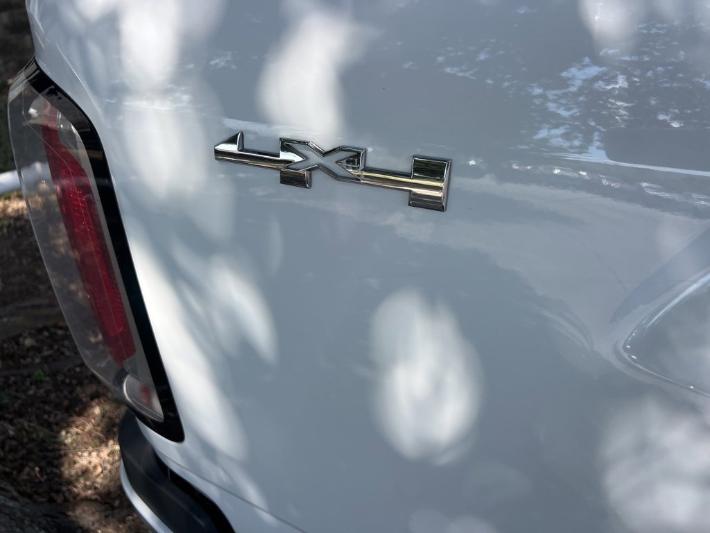 Used 2021 GMC Canyon Elevation Standard w/ Convenience Package image 16