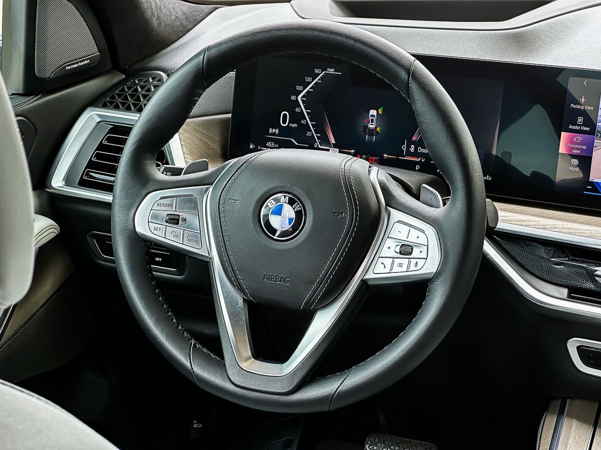 Certified 2024 BMW X7 xDrive40i w/ Executive Package image 31