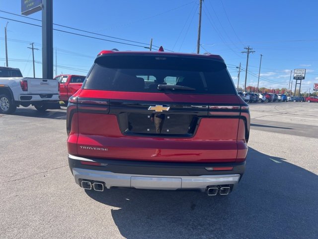 New 2026 Chevrolet Traverse LT w/ Driver Confidence Package image 7