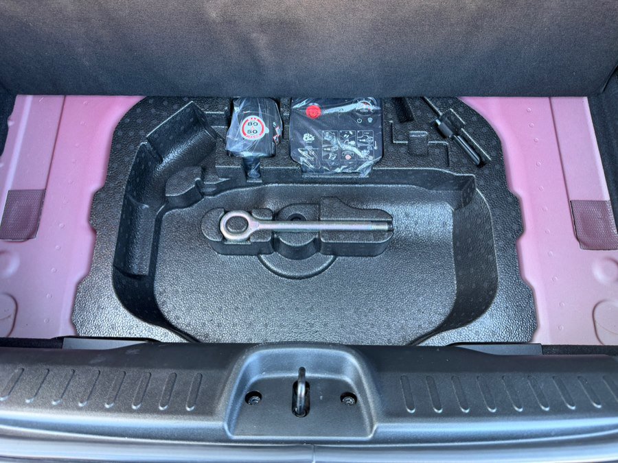 Used 2024 FIAT 500 e (RED) image 43