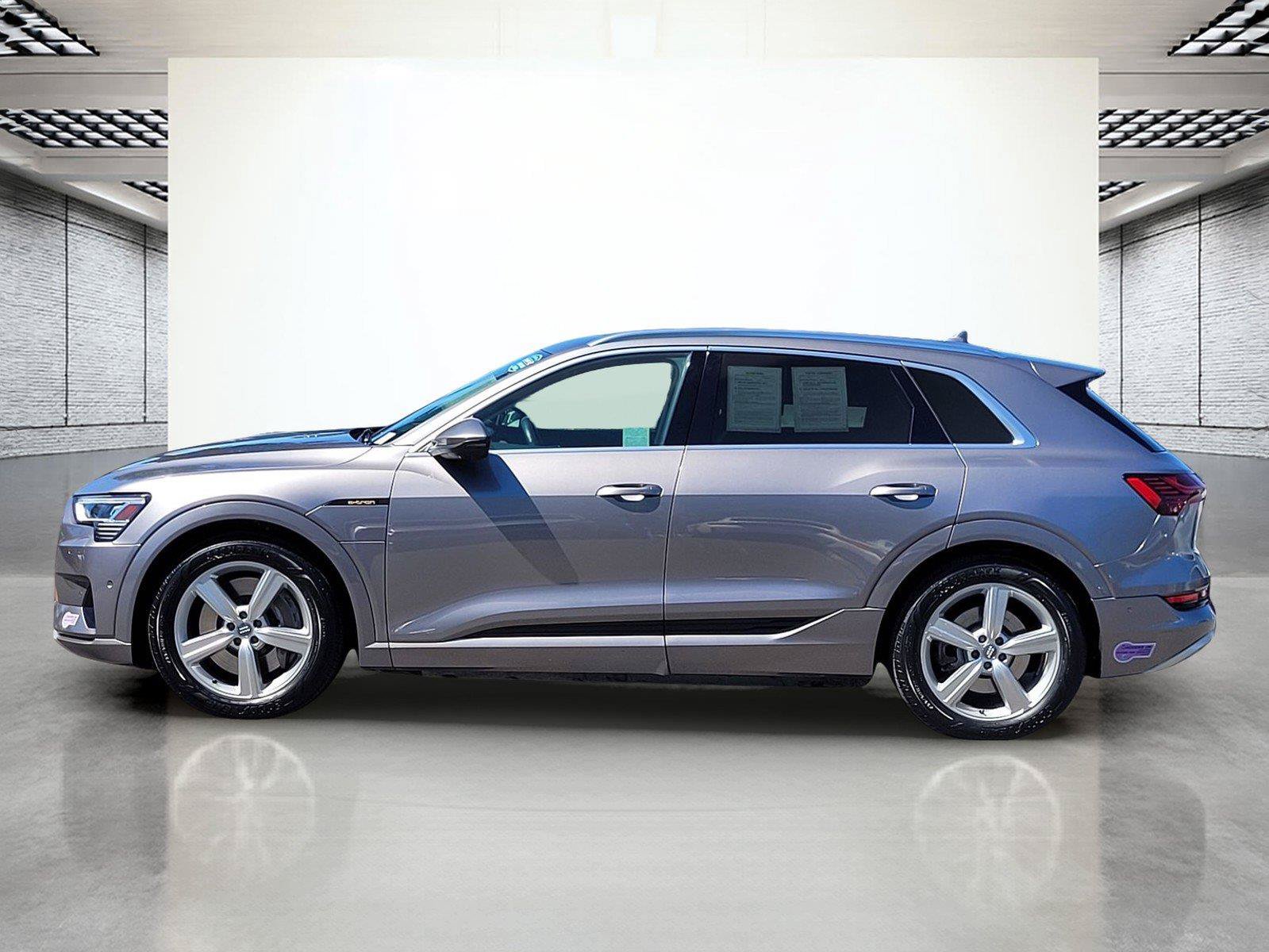 Used 2019 Audi e-tron Premium Plus w/ Towing Package AWD/4WD image 10