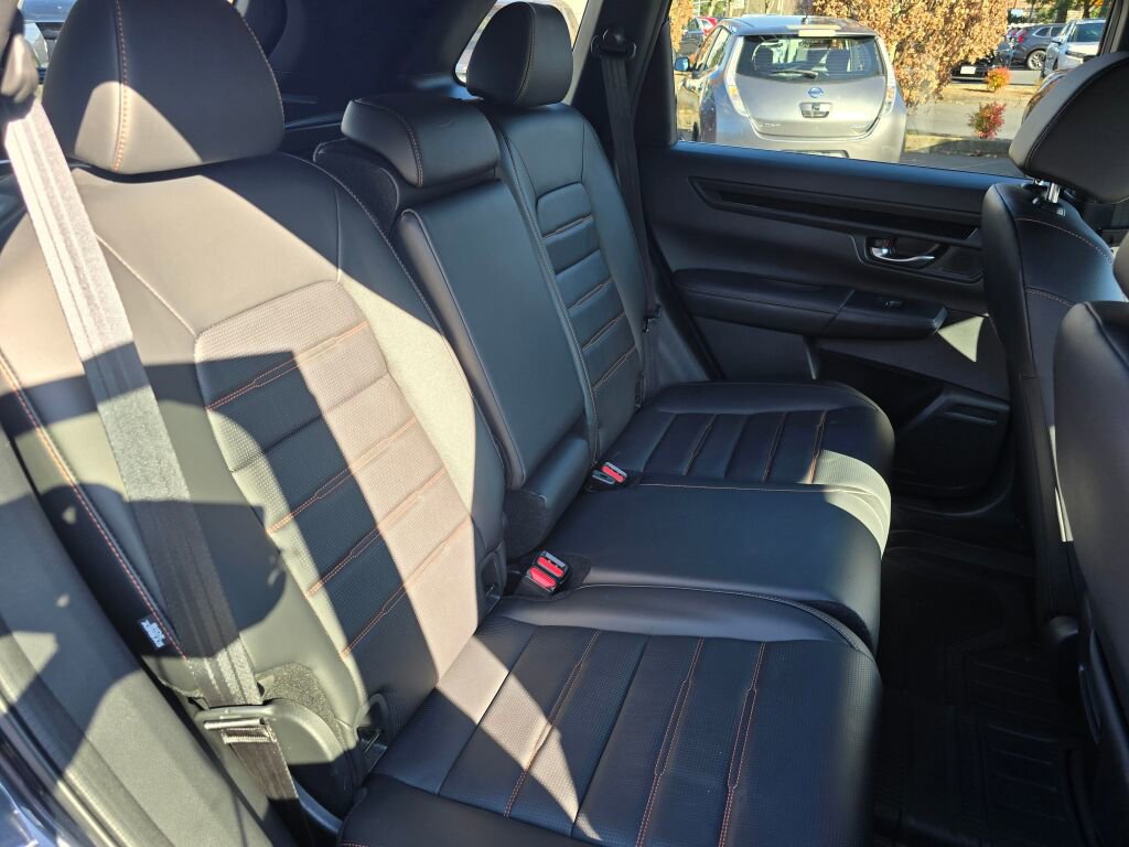 Used 2025 Honda CR-V Sport-L image 7