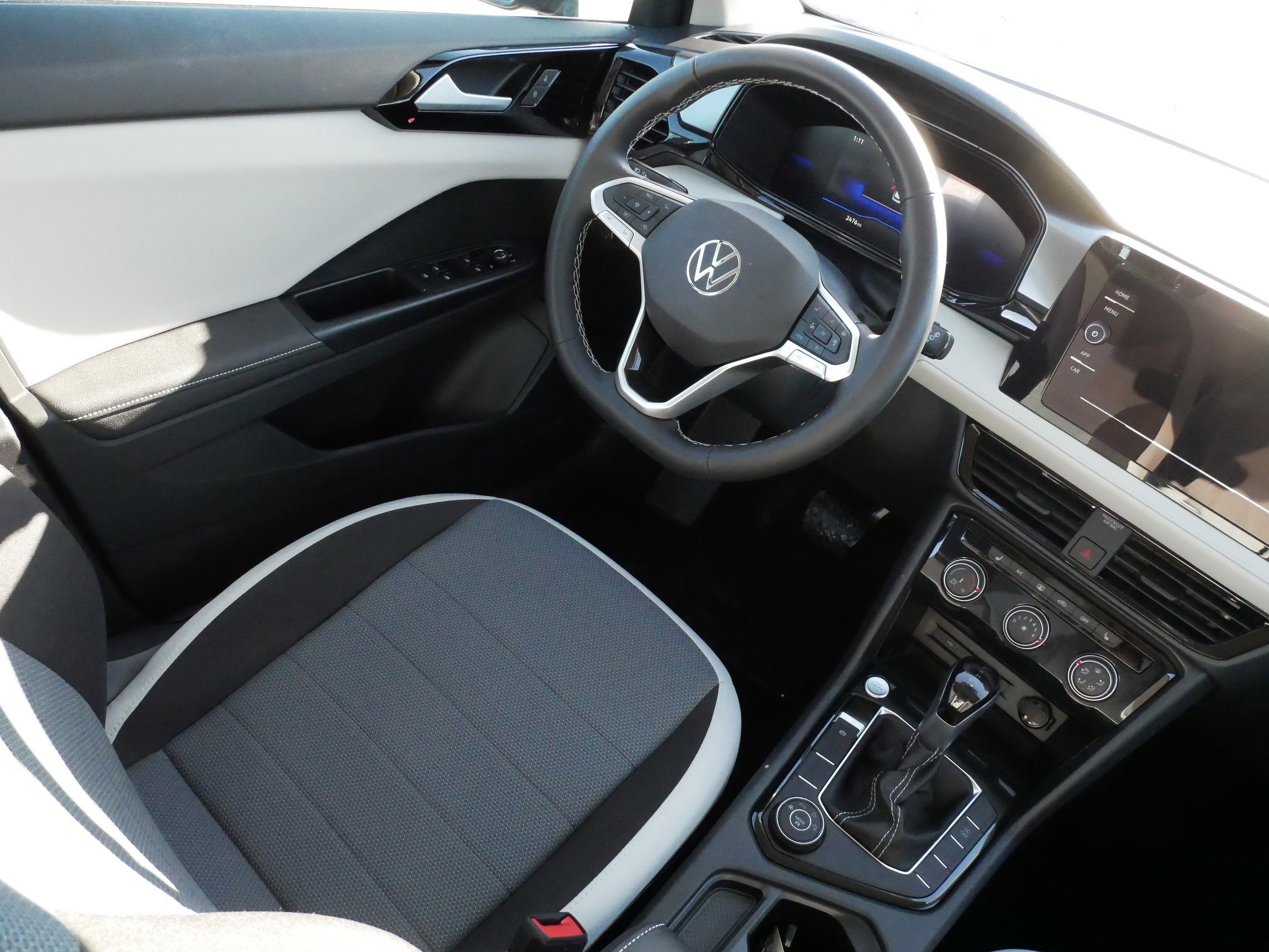 Certified 2025 Volkswagen Taos S image 9