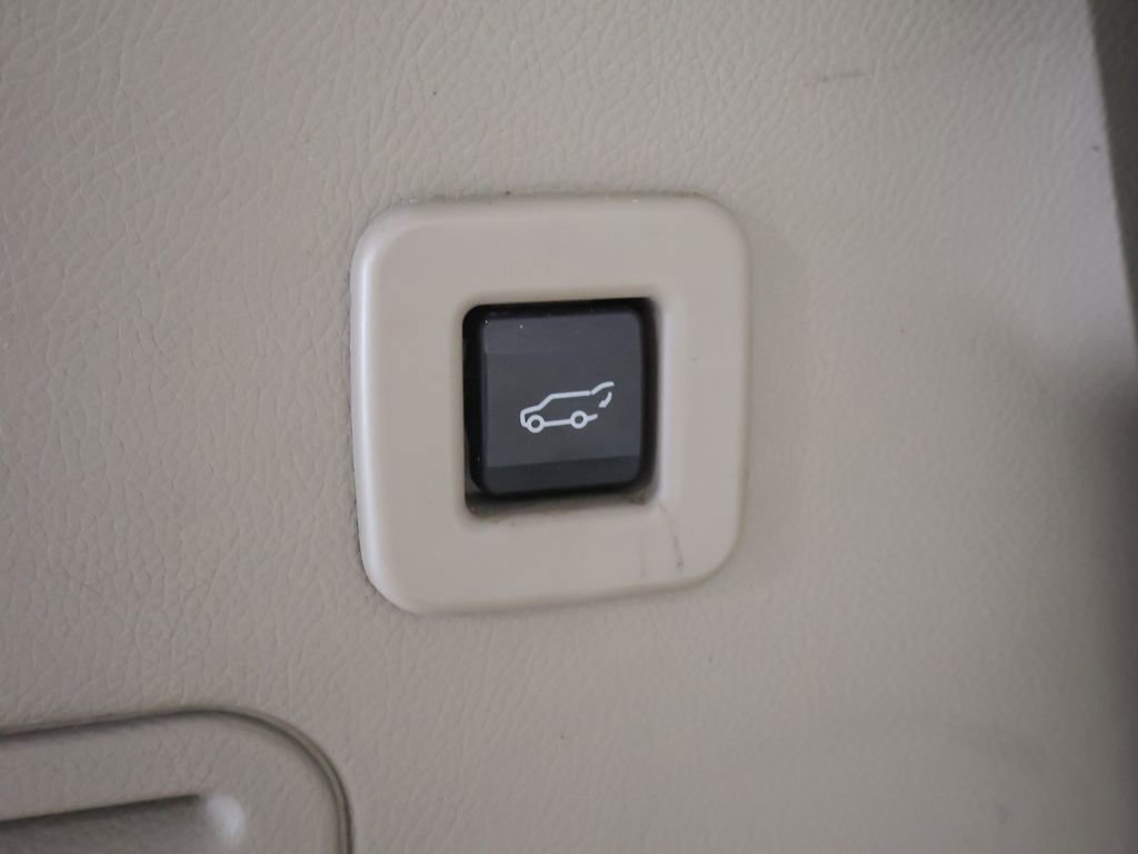 Used 2013 Ford Expedition Limited AWD/4WD image 51