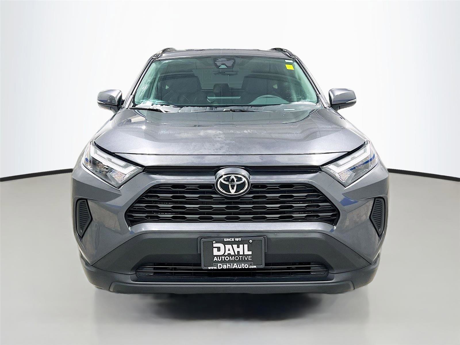 Used 2025 Toyota RAV4 XLE image 2