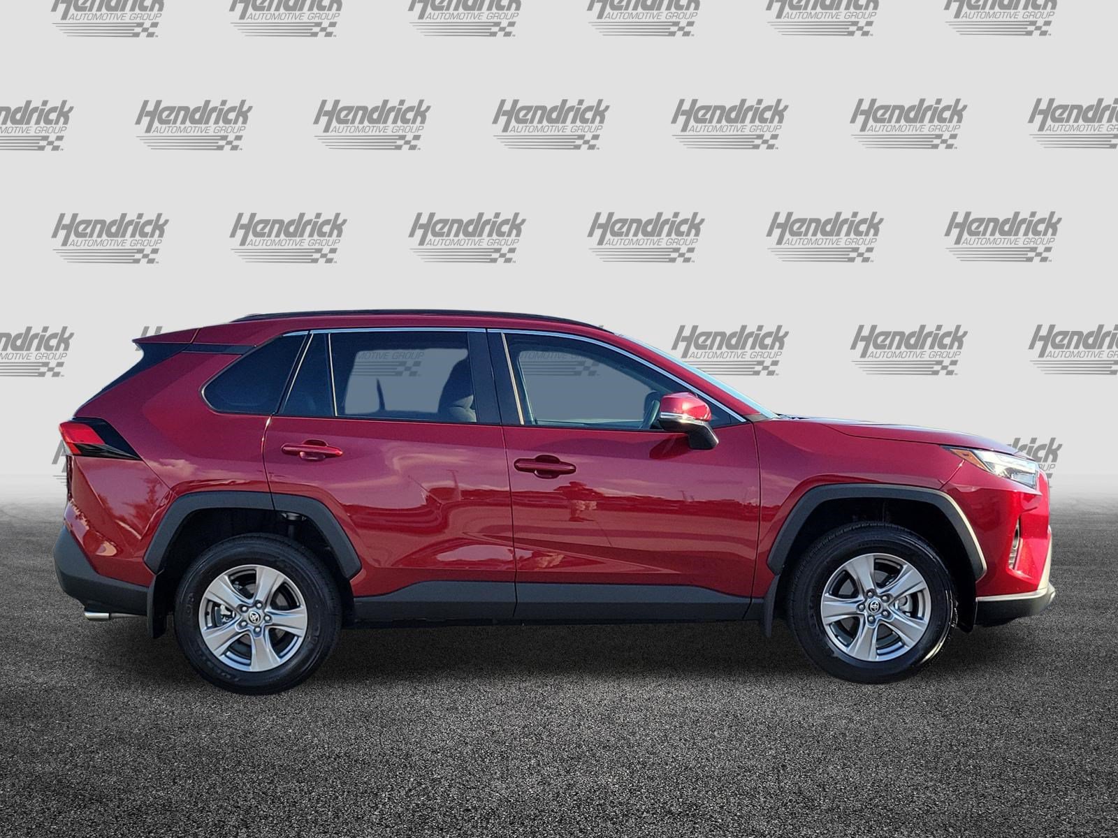 Used 2025 Toyota RAV4 XLE w/ Convenience Package FWD image 8