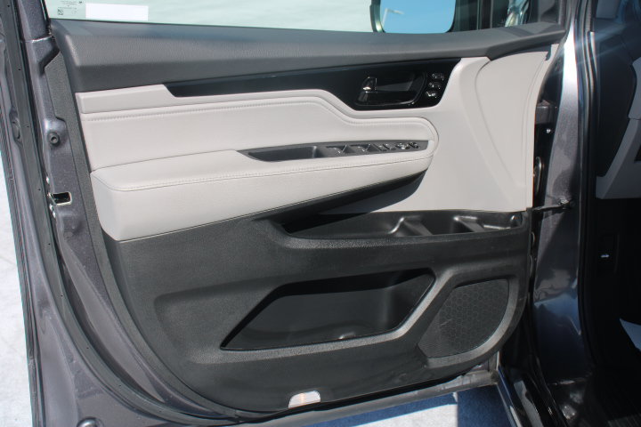 Used 2023 Honda Odyssey Touring image 10