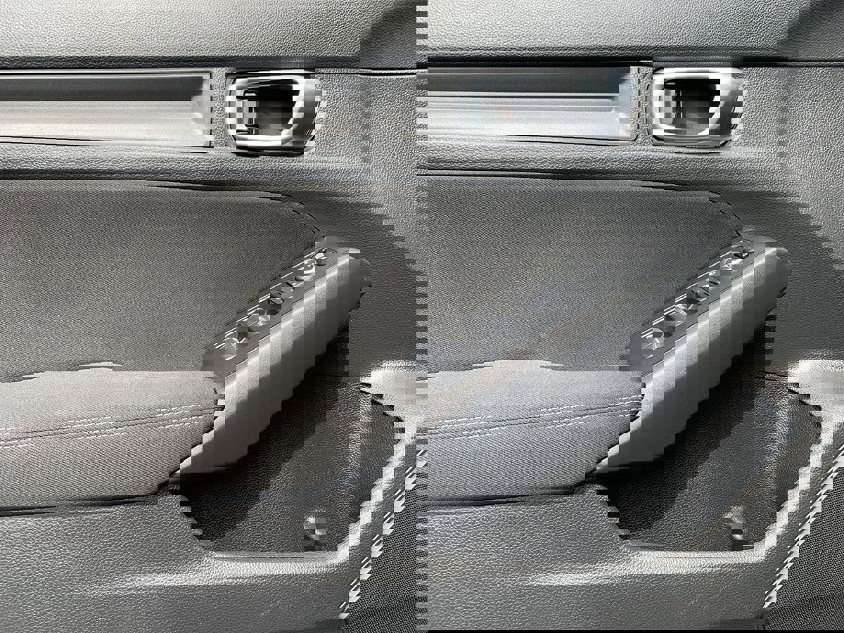 Used 2023 Honda Civic LX image 14