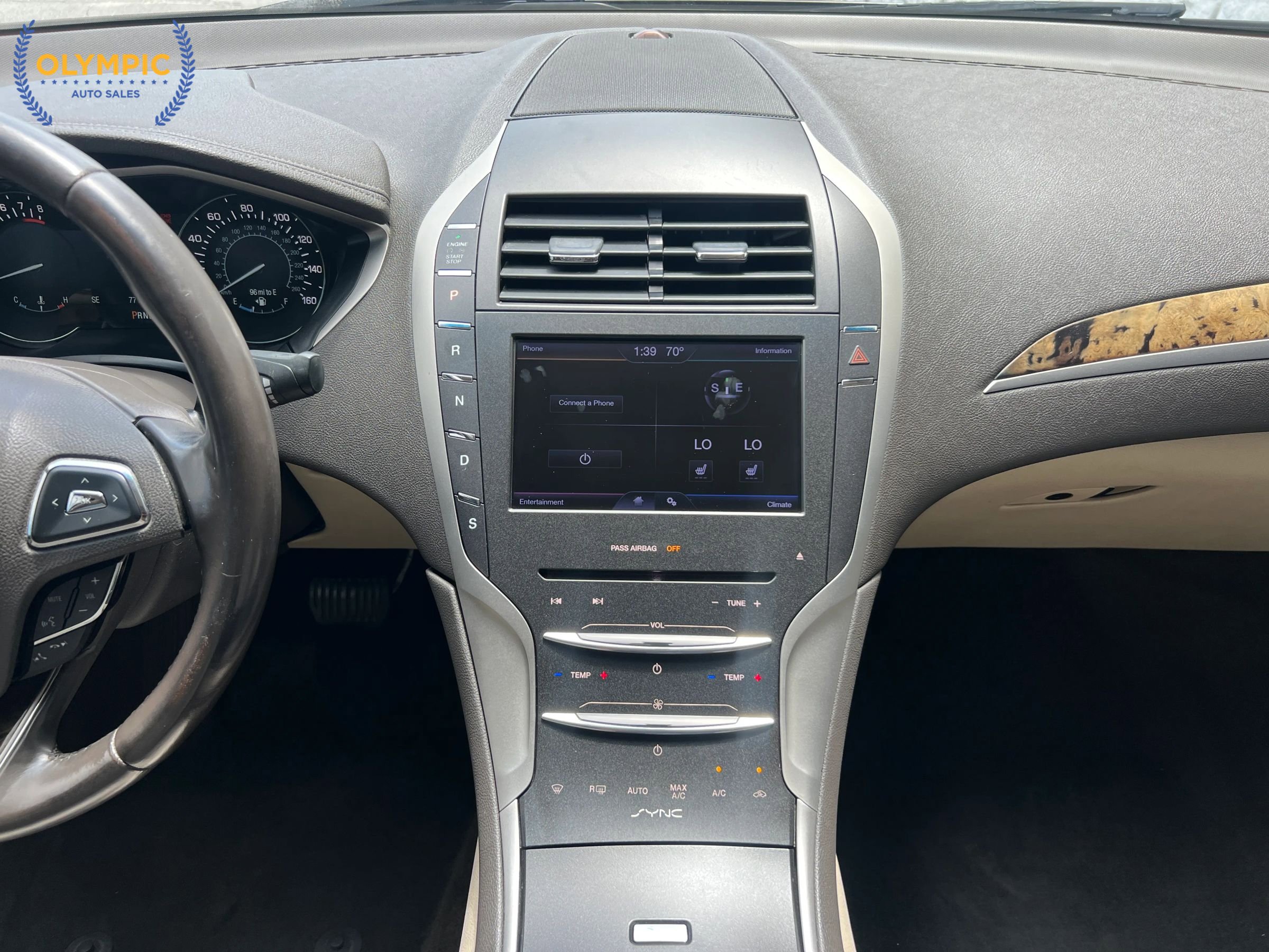 Used 2016 Lincoln MKZ w/ Equipment Group 200A Select FWD image 28