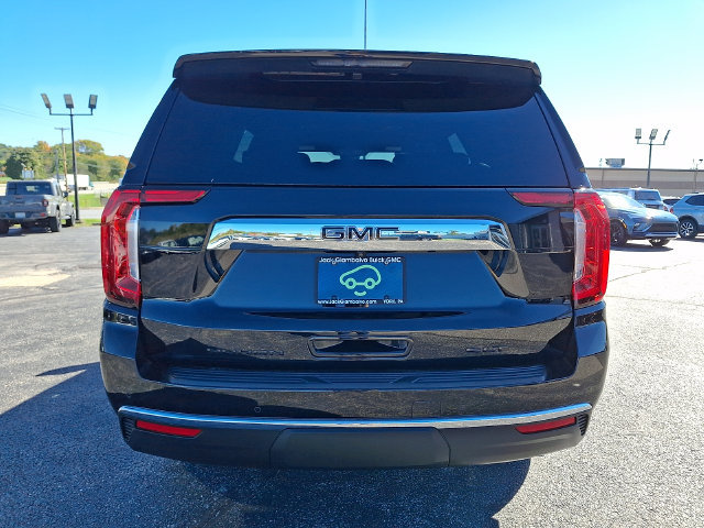 Certified 2024 GMC Yukon SLT w/ SLT Luxury Package AWD/4WD image 5
