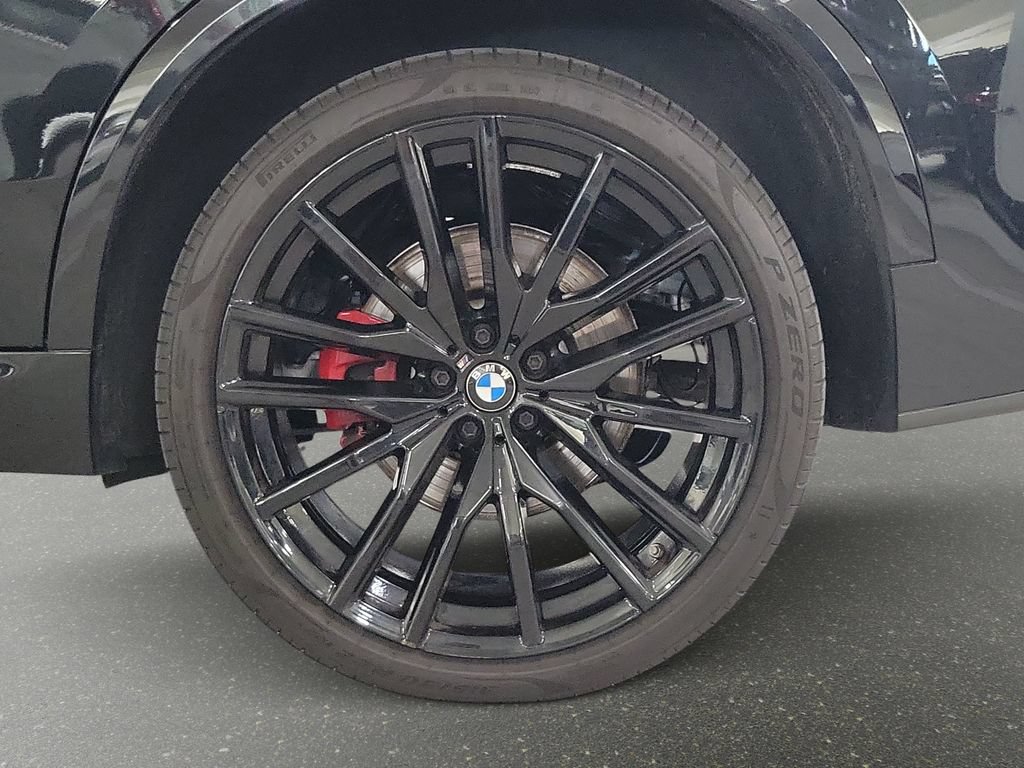 Certified 2025 BMW X5 sDrive40i w/ M Sport Package RWD image 32