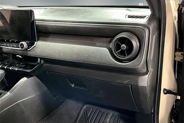 Used 2024 Chevrolet Colorado W/T image 24
