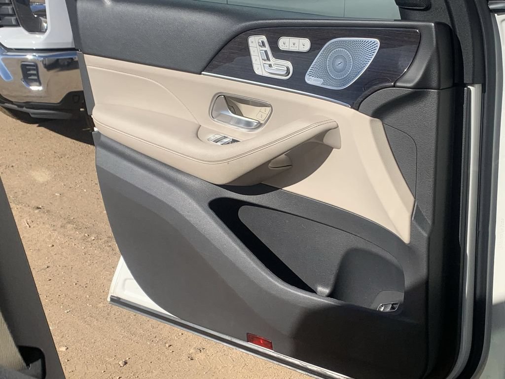 Used 2020 Mercedes-Benz GLS 450 4MATIC image 19