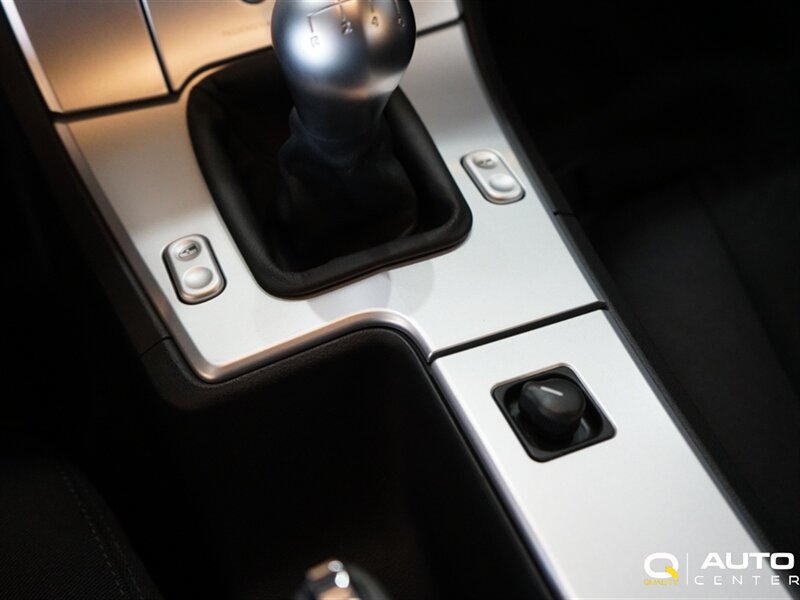 Used 2006 Chrysler Crossfire Coupe RWD image 23