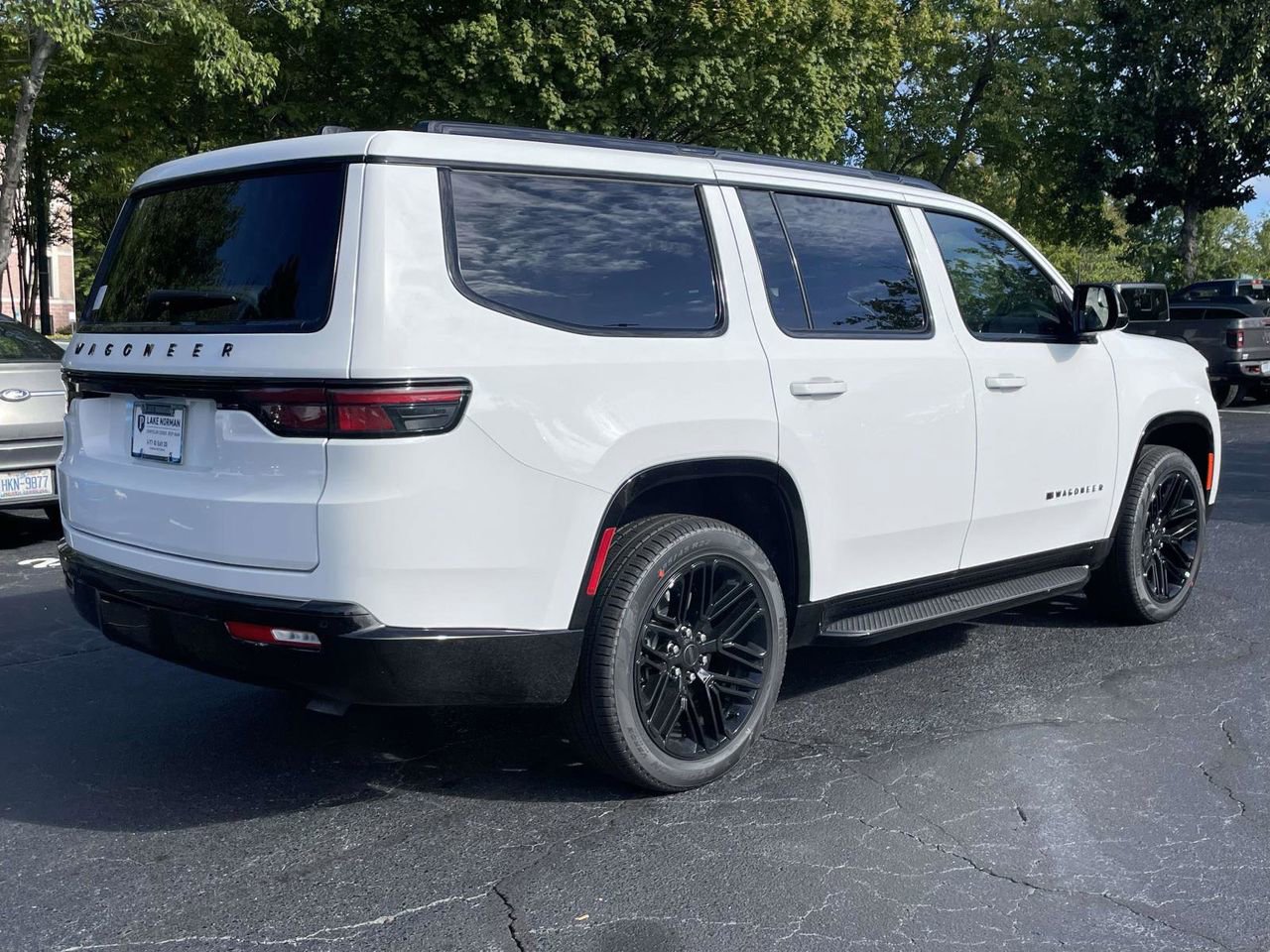 New 2025 Jeep Wagoneer Series II w/ Premium Group I image 9