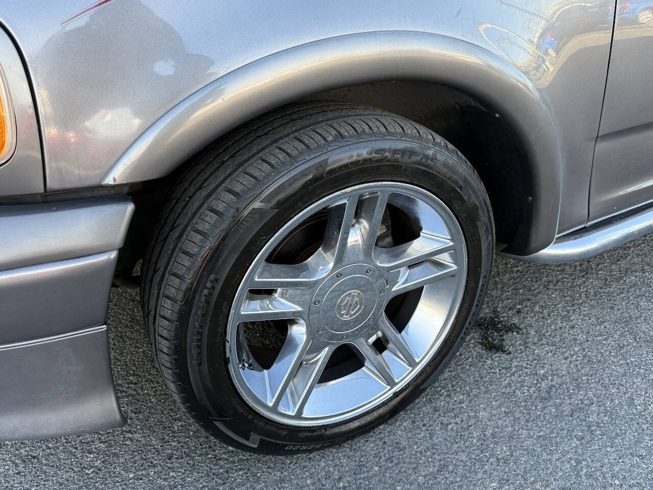 Used 2002 Ford F150 Harley-Davidson RWD image 9
